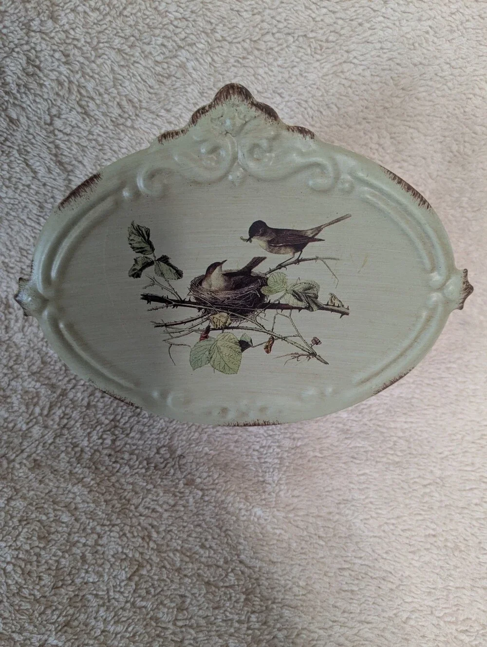Vintage small metal storage trinket jewelry box bird nest design